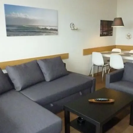 Ostseeperle Inkl Strandkorb Von Mai Bis September Und Waesche Set Heiligenhafen