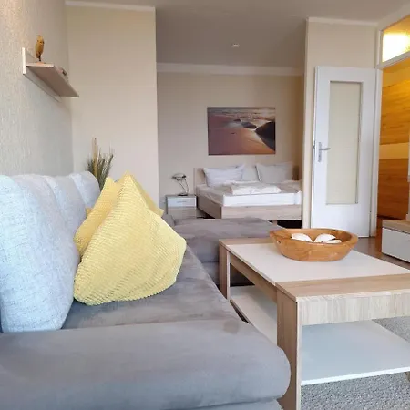 Daire Ostseeperle Inkl Strandkorb Von Mai Bis September Und Waesche Set Heiligenhafen