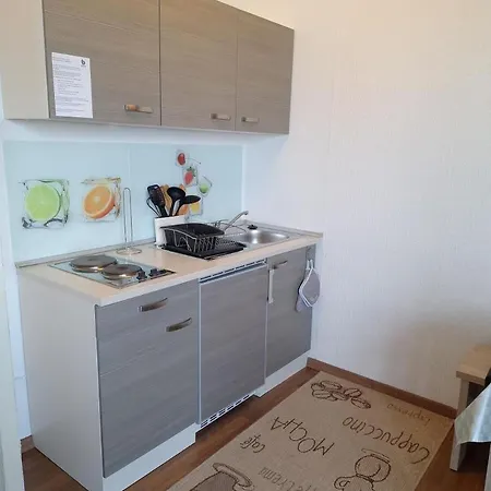 Ostseeperle Inkl Strandkorb Von Mai Bis September Und Waesche Set *