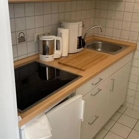 Ostseeperle Inkl Strandkorb Von Mai Bis September Und Waesche Set * Heiligenhafen