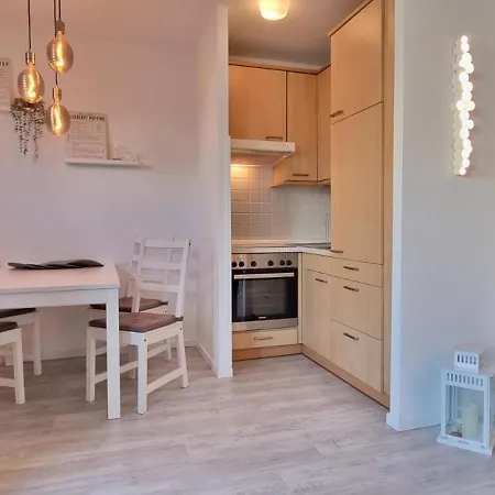 Ostseeperle Inkl Strandkorb Von Mai Bis September Und Waesche Set